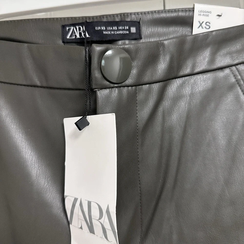 ZARA Black Faux Leather Leggings Hi-Rise Leggings Skinny Pants Size XS